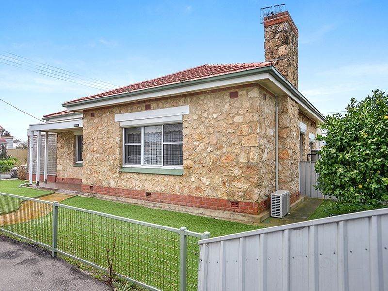 4 Granite Street, Victor Harbor SA 5211