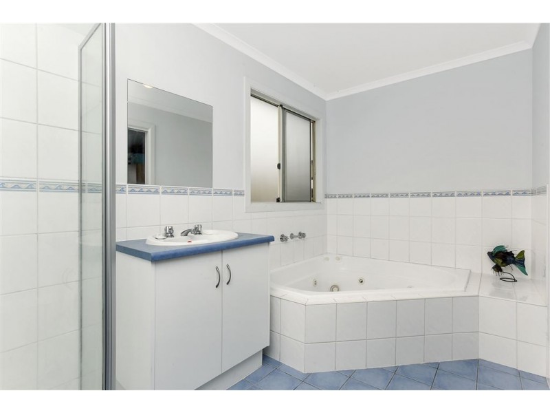 12 Mcleod Road, Middleton SA 5213