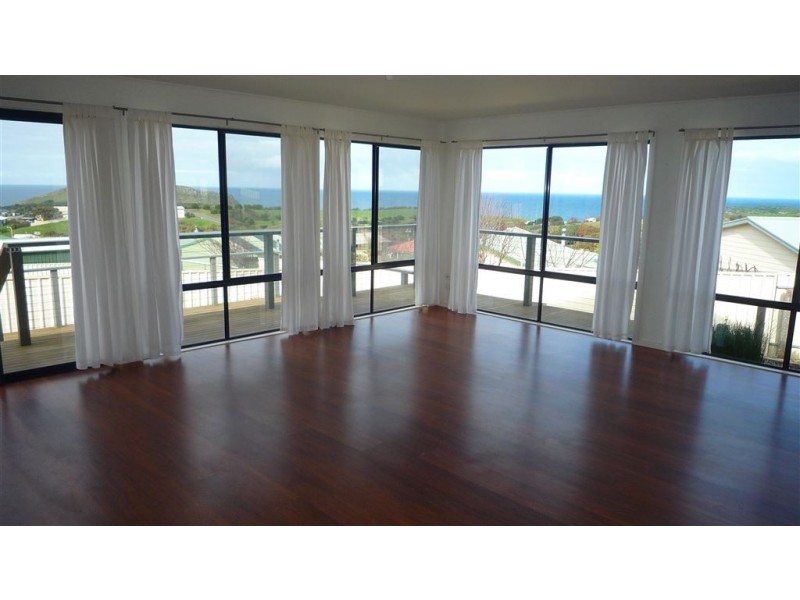 6 Hump Back Road, Encounter Bay SA 5211