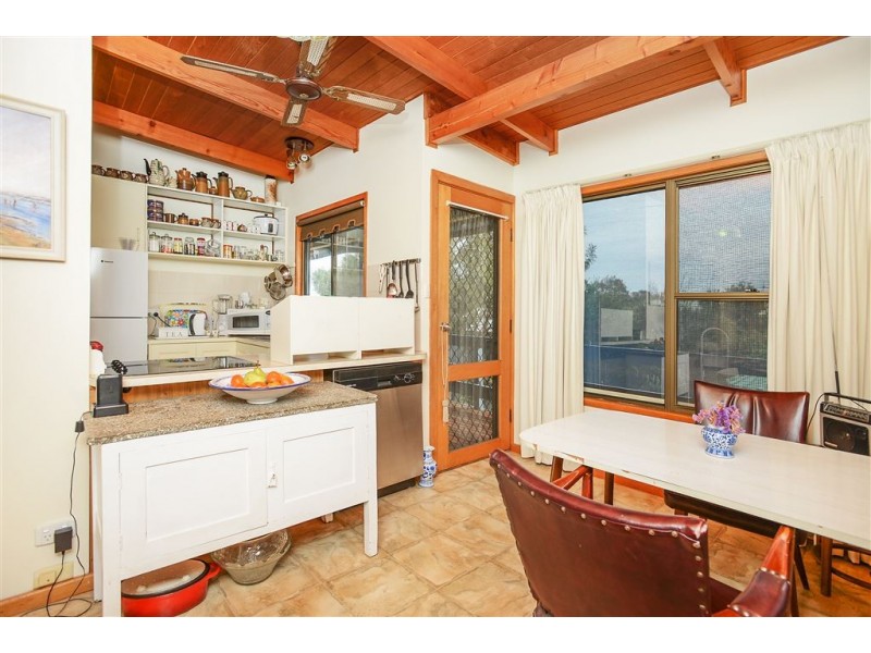 2 Johnston Street, Goolwa SA 5214