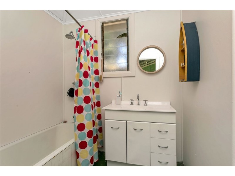 4 Fell Street, Encounter Bay SA 5211