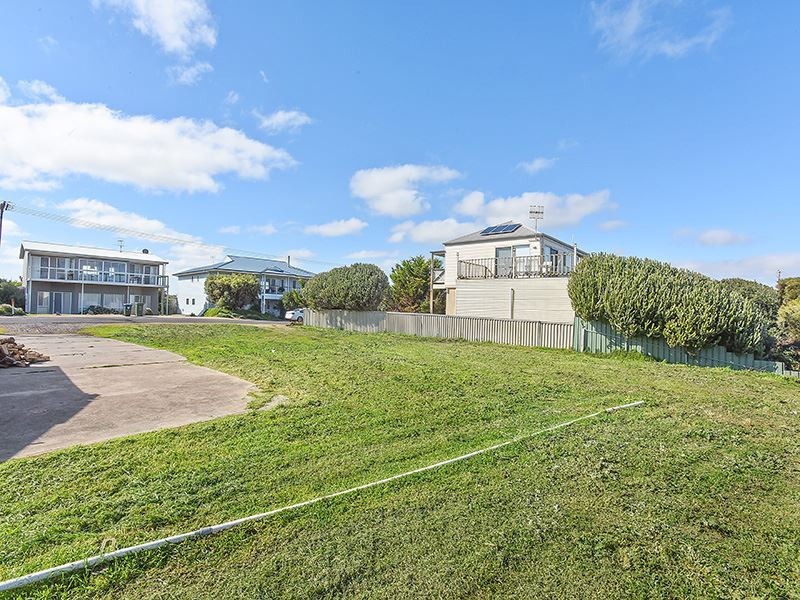21 Hero Avenue, Middleton SA 5213