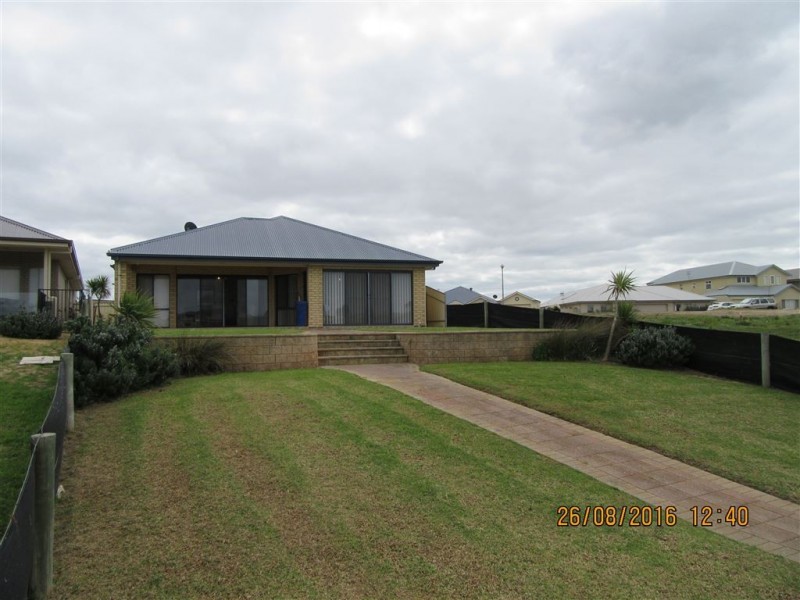 61 Wentworth Parade, Hindmarsh Island SA 5214