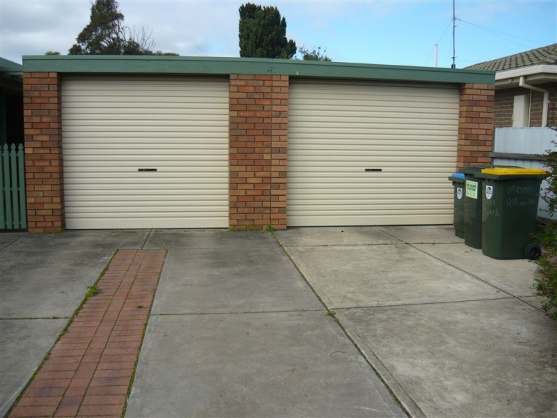 8 Burt Avenue, Goolwa North SA 5214