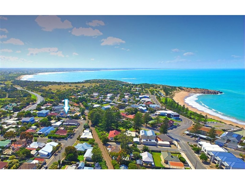 4 Charles Street, Port Elliot SA 5212
