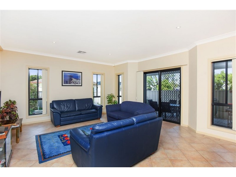 4 Charles Street, Port Elliot SA 5212