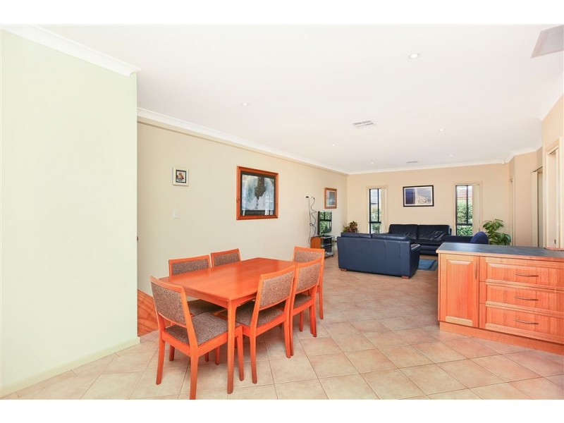 4 Charles Street, Port Elliot SA 5212