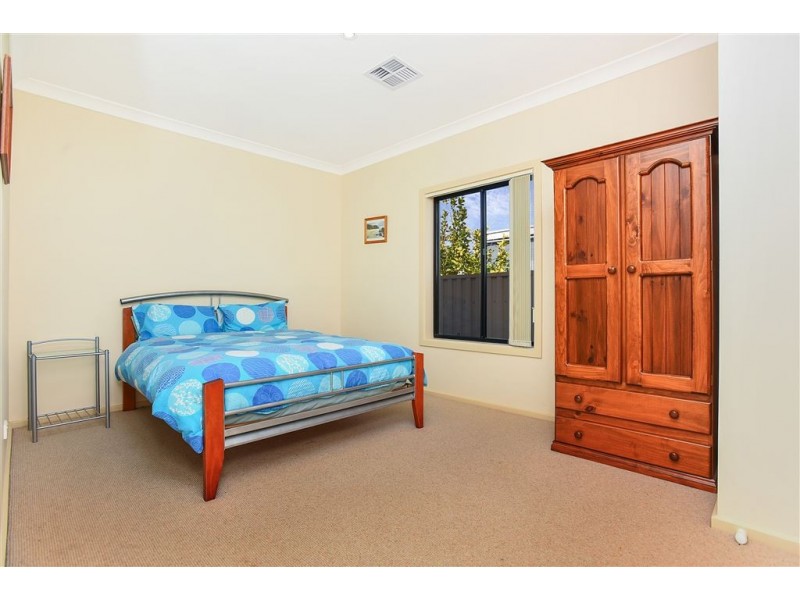 4 Charles Street, Port Elliot SA 5212