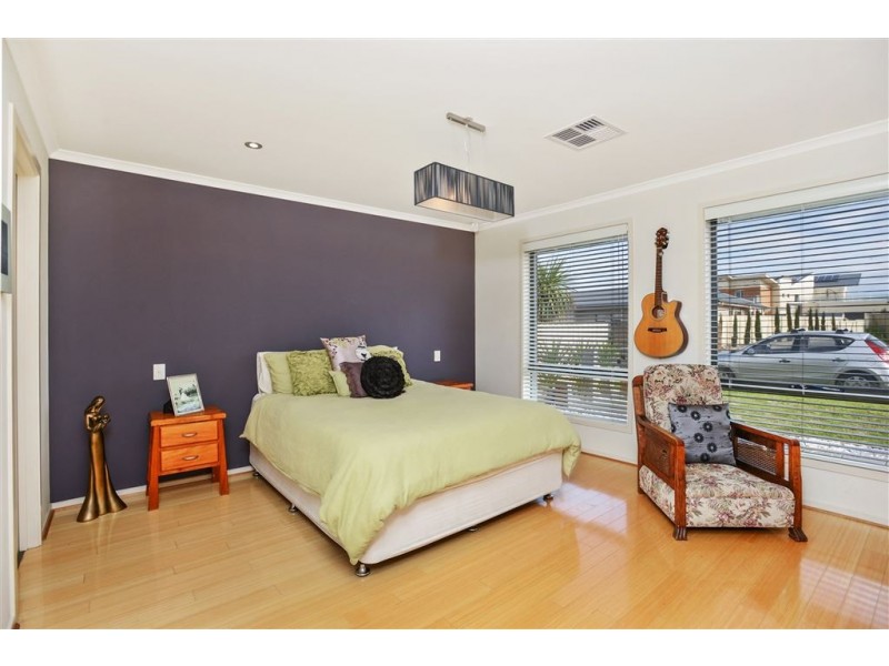 16 Arcadia Avenue, Hindmarsh Island SA 5214