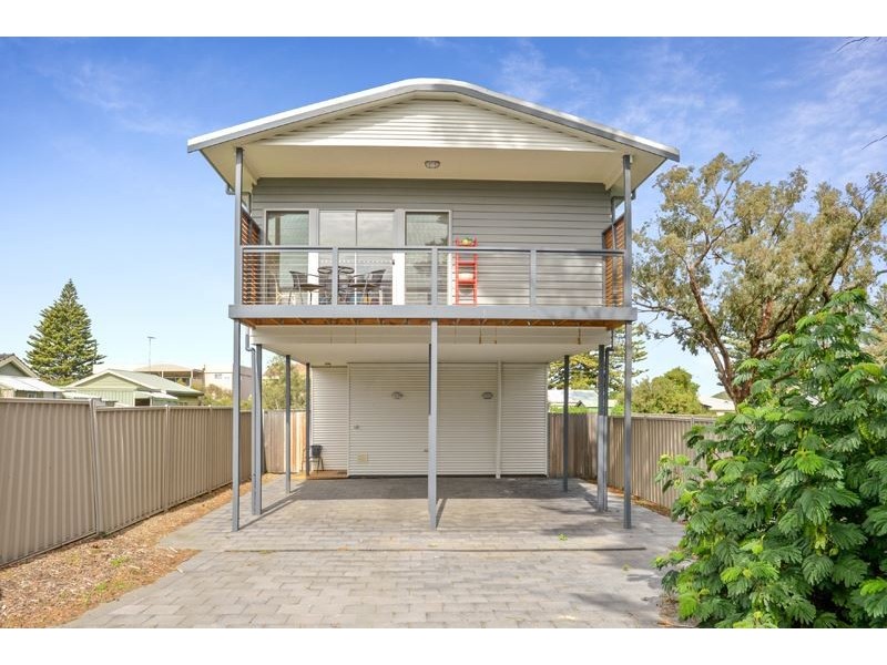 4a Petrel Avenue, Encounter Bay SA 5211
