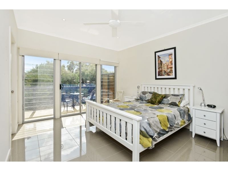 4a Petrel Avenue, Encounter Bay SA 5211