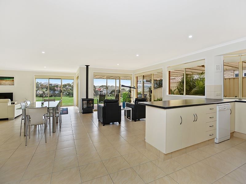 25 Tyrone Street, Mccracken SA 5211