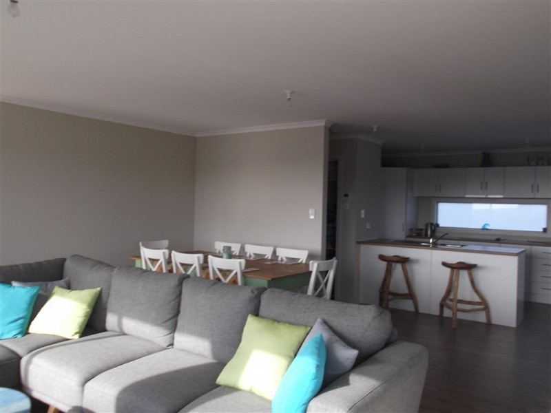 8 Hero Avenue, Middleton SA 5213