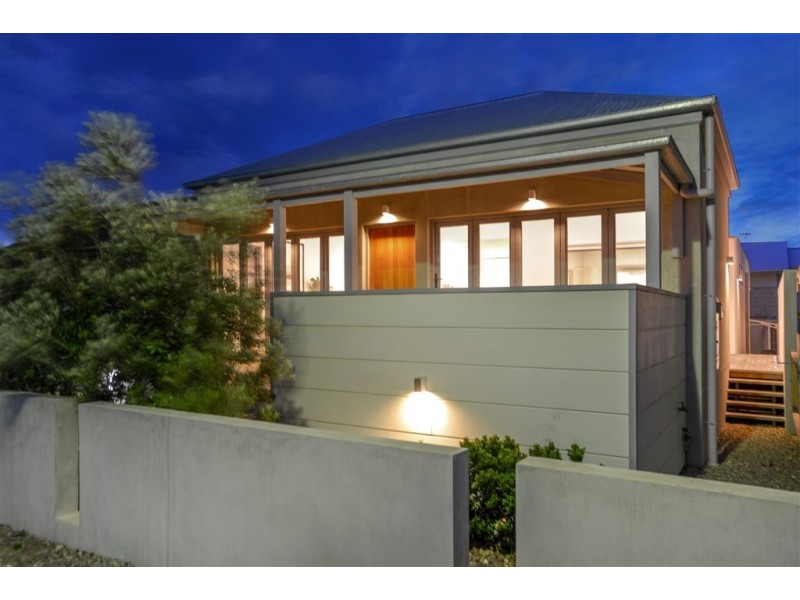 7 The Strand, Port Elliot SA 5212