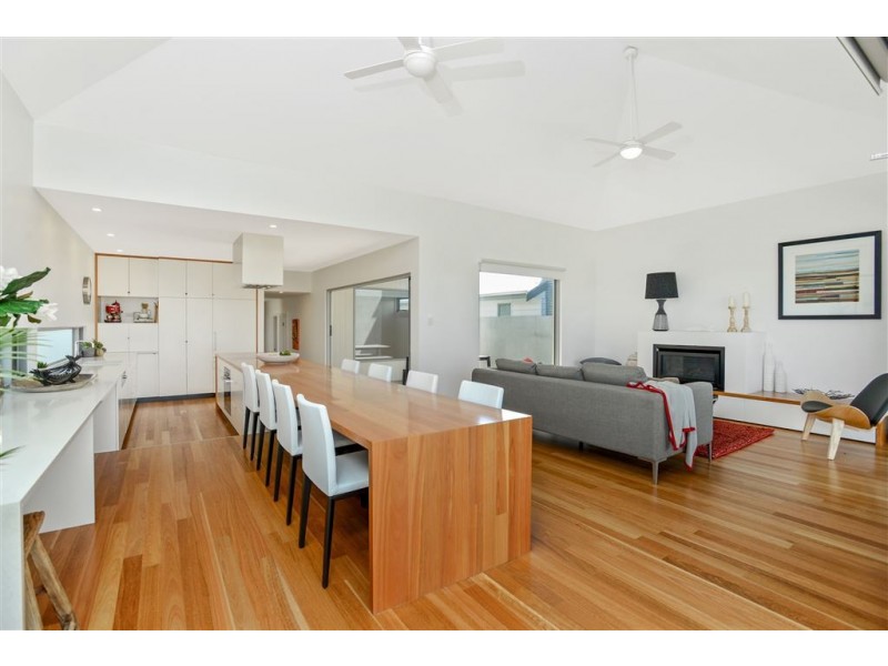 7 The Strand, Port Elliot SA 5212