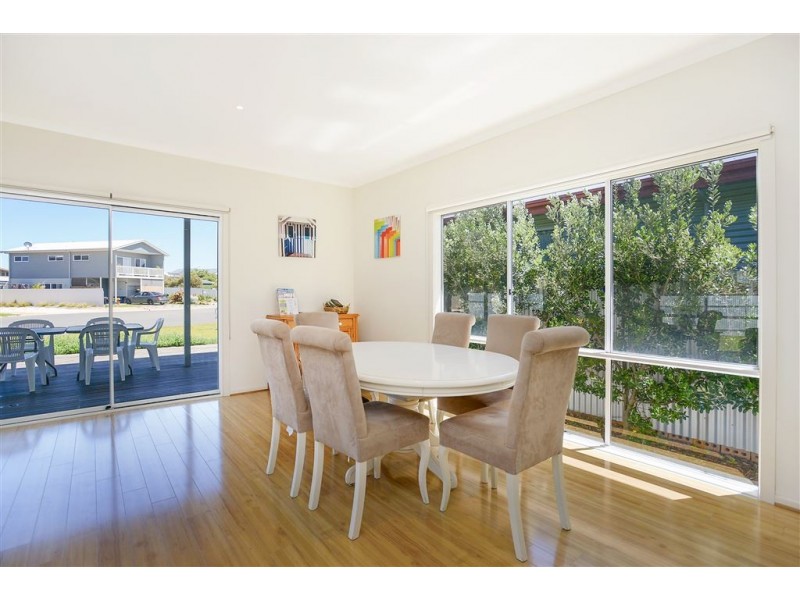 6 Charles Street, Middleton SA 5213