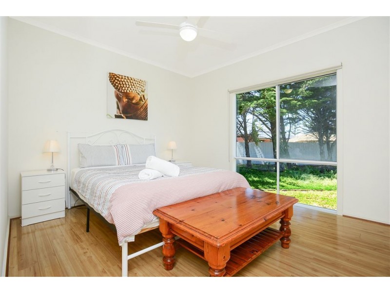 6 Charles Street, Middleton SA 5213