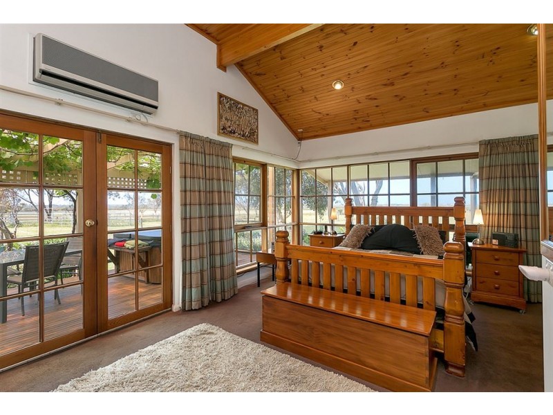 62 Cortlinye Road, Middleton SA 5213