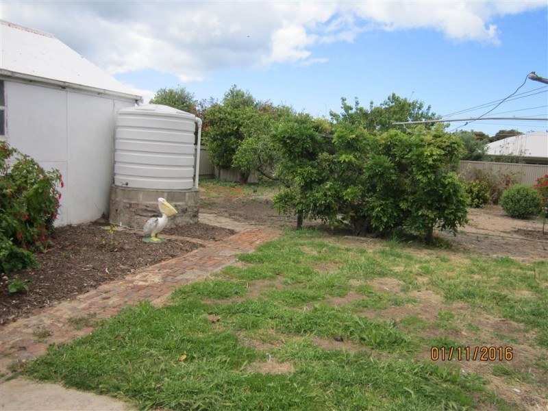 10 Swain Road, Victor Harbor SA 5211