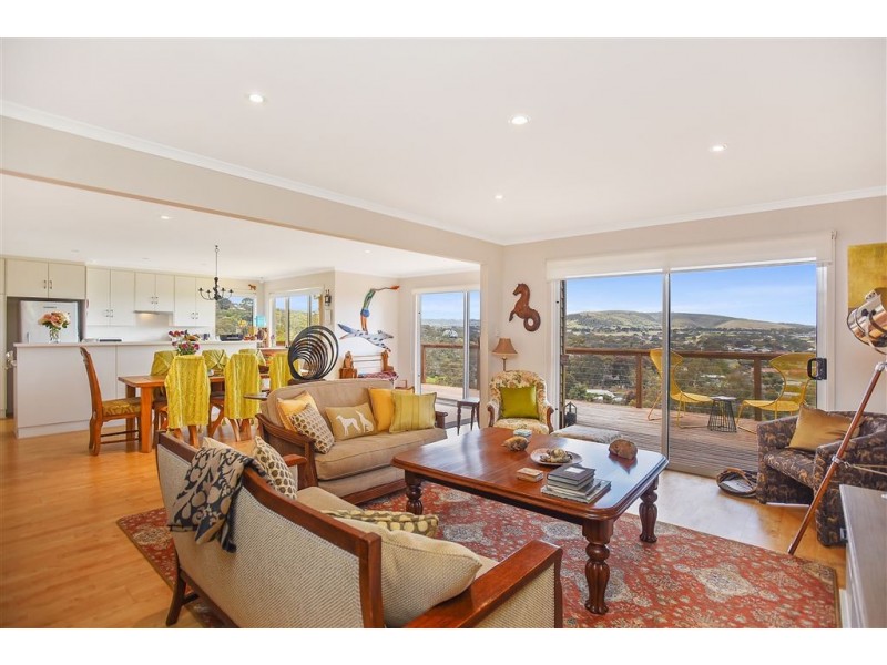 33 Gum Avenue, Victor Harbor SA 5211