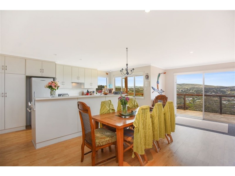 33 Gum Avenue, Victor Harbor SA 5211