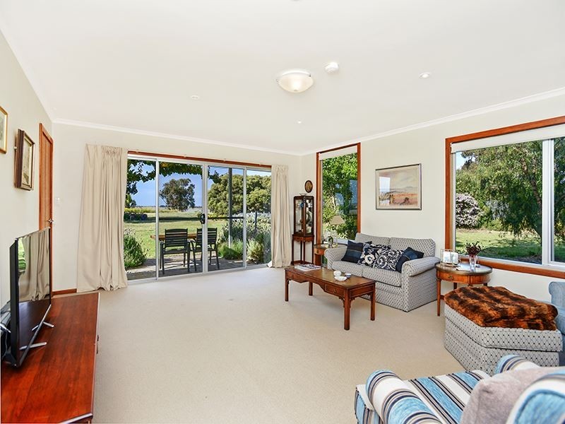 27 Fidock Road, Goolwa North SA 5214