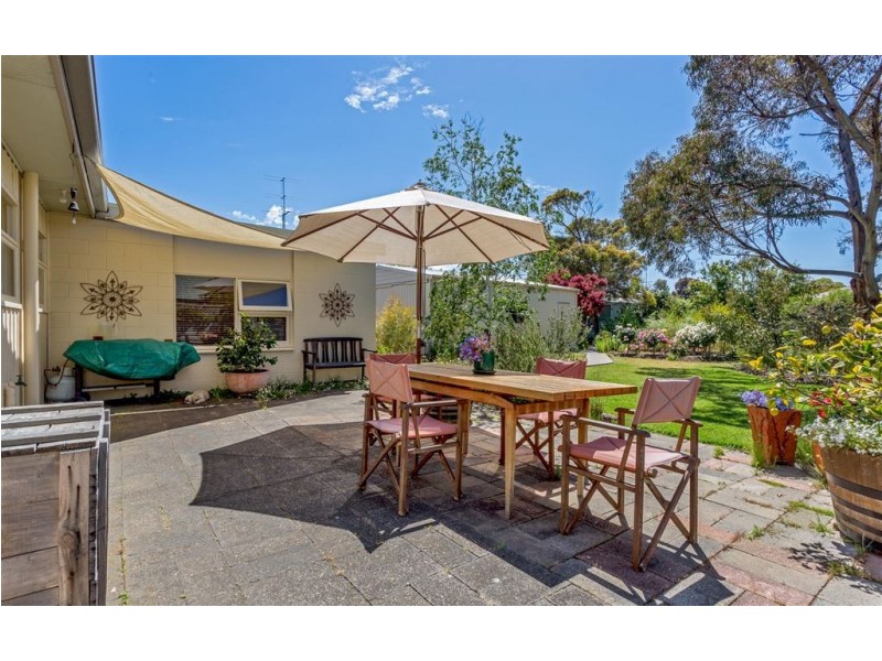 122 Wattle Drive, Mccracken SA 5211