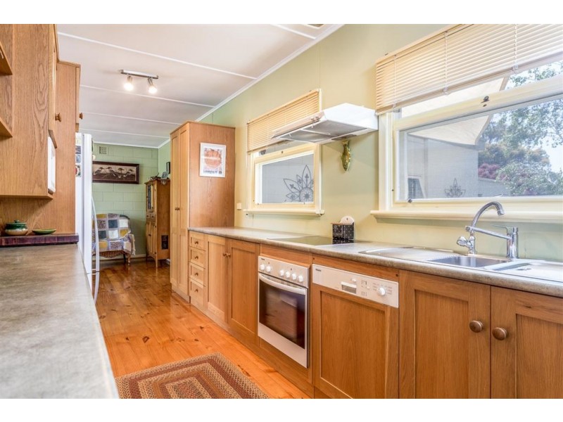 122 Wattle Drive, Mccracken SA 5211