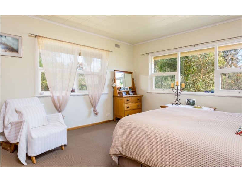 122 Wattle Drive, Mccracken SA 5211