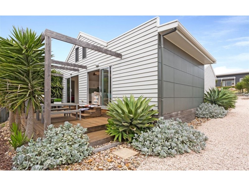 12 Watson Crescent, Port Elliot SA 5212