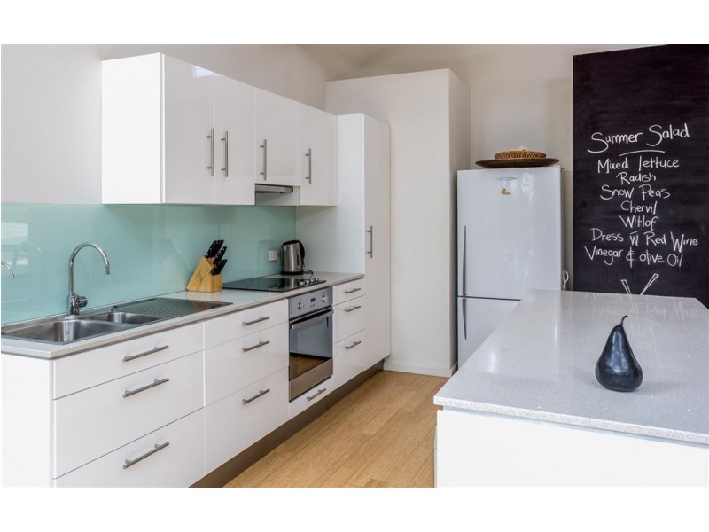 12 Watson Crescent, Port Elliot SA 5212