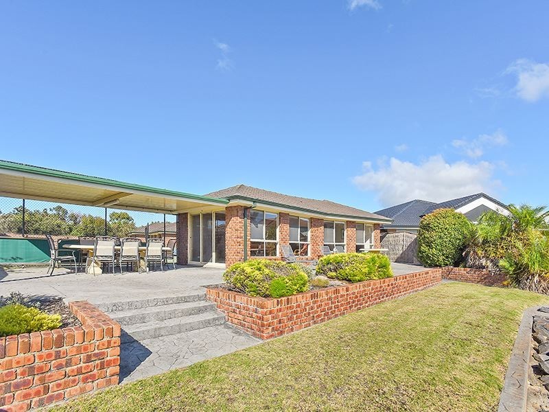 2 Clipper Court, Encounter Bay SA 5211