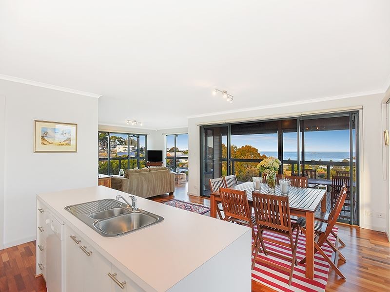 14 Joy Street, Encounter Bay SA 5211