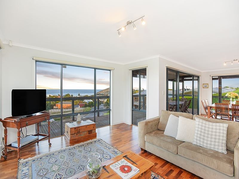 14 Joy Street, Encounter Bay SA 5211