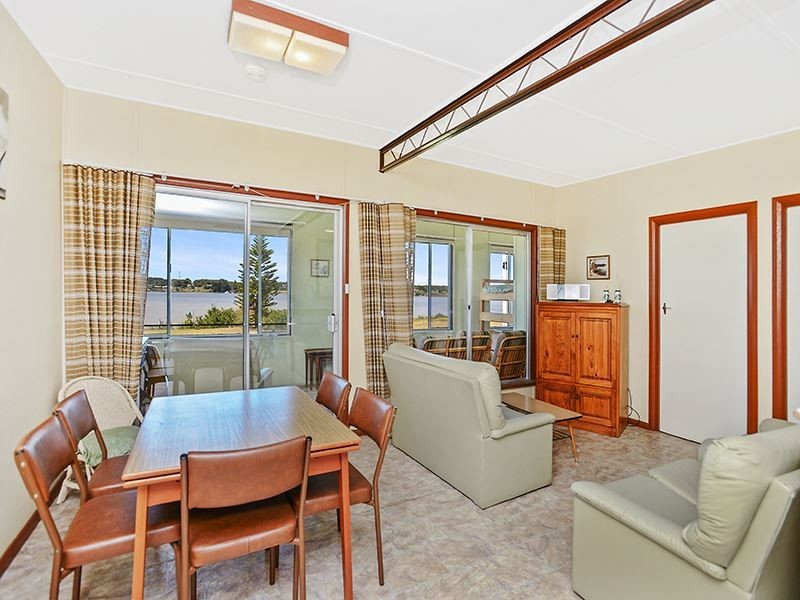 16 Liverpool Road, Goolwa North SA 5214