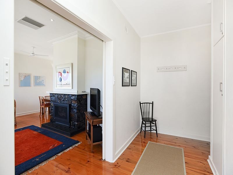 23 Heggerton Street, Mccracken SA 5211