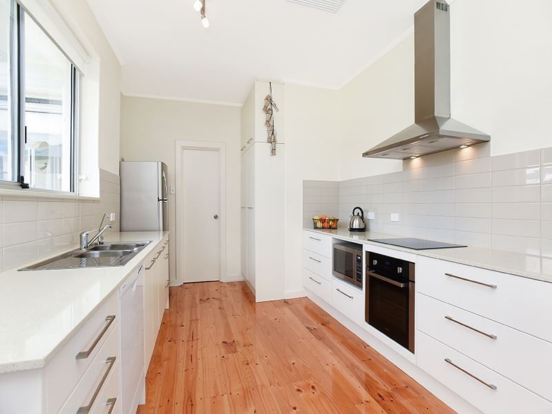 23 Heggerton Street, Mccracken SA 5211