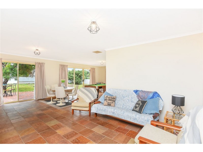 34 Underwood Avenue, Goolwa Beach SA 5214