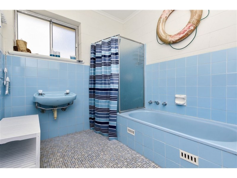 11 Olivers Parade, Hayborough SA 5211