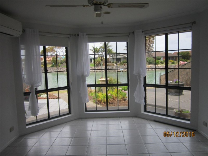 17 Matthew Flinders Drive, Encounter Bay SA 5211