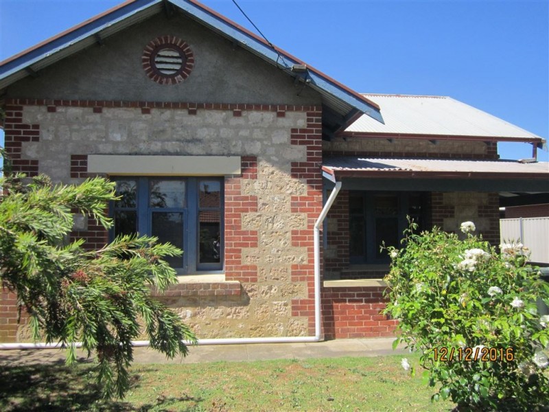 28 Hill Street, Victor Harbor SA 5211