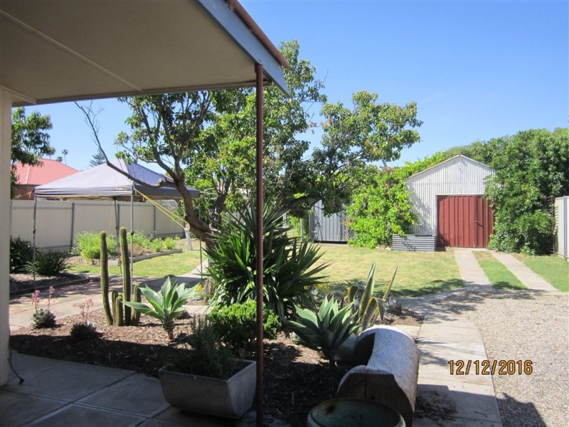 28 Hill Street, Victor Harbor SA 5211