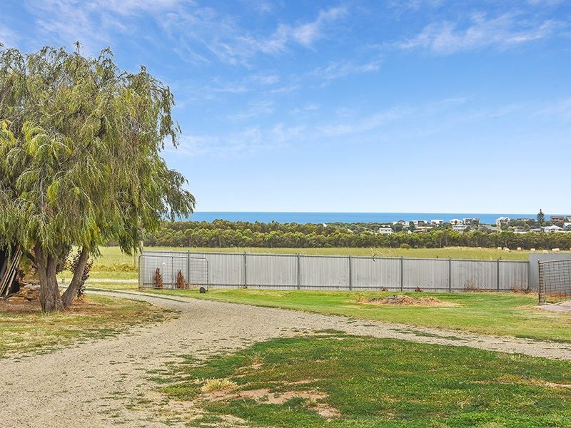 24 Mentone Road East, Hayborough SA 5211