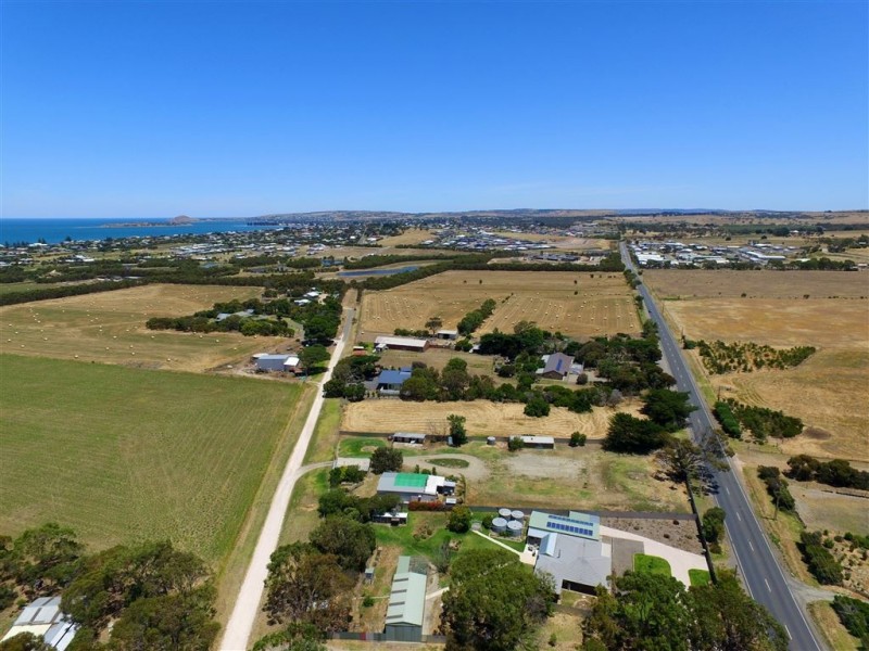 24 Mentone Road East, Hayborough SA 5211