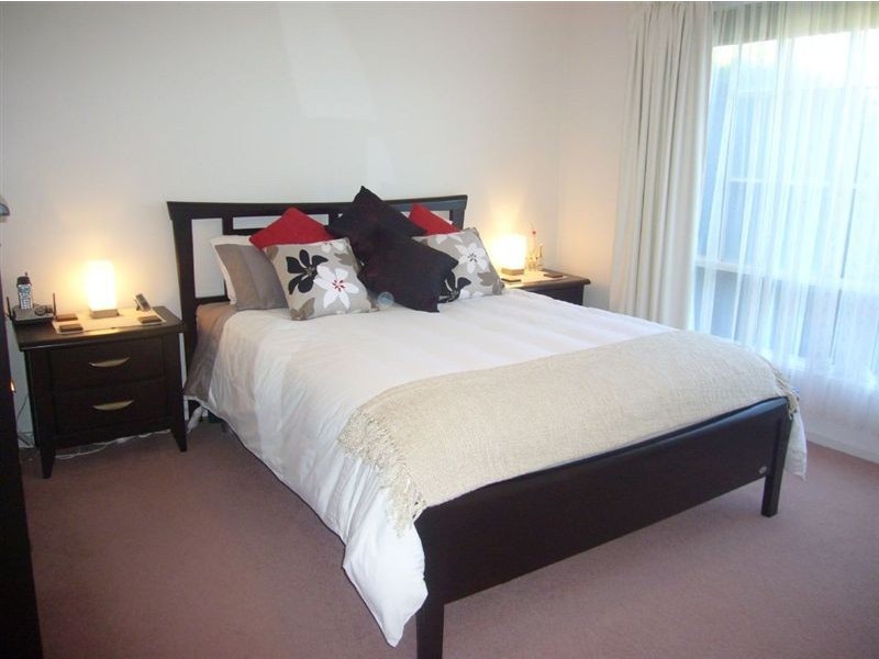 68 Lakeside Circuit, Encounter Bay SA 5211