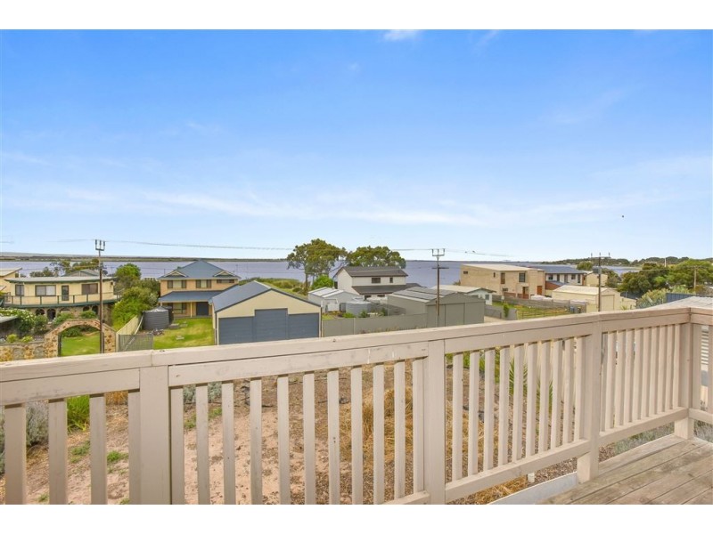 40 Sidney Parade, Hindmarsh Island SA 5214