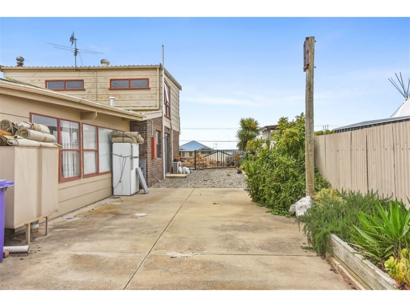 40 Sidney Parade, Hindmarsh Island SA 5214