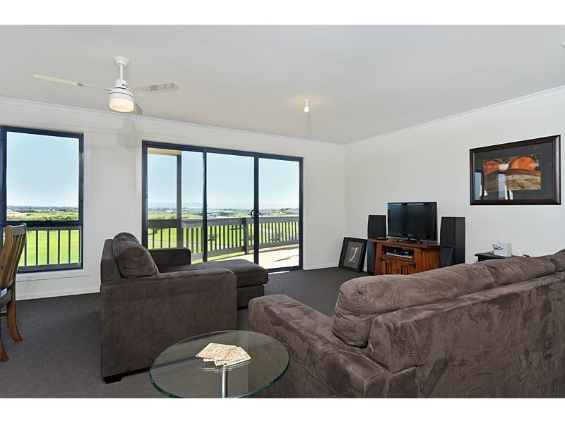 32 Gow Drive, Hindmarsh Island SA 5214