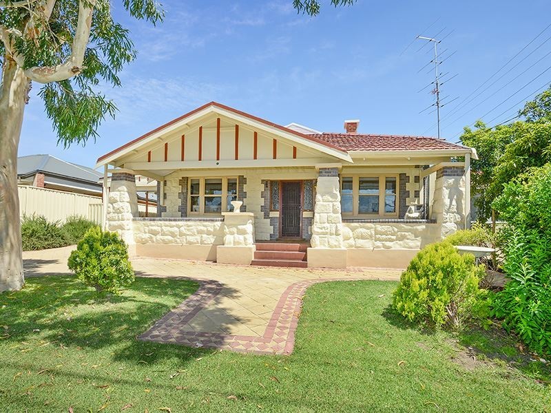 25 Ozone Street, Victor Harbor SA 5211