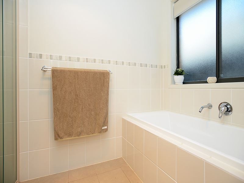 3 Mint Drive, Hayborough SA 5211